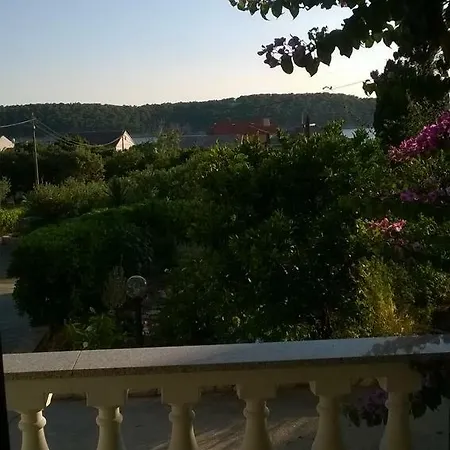 Barbat 17620a דירה